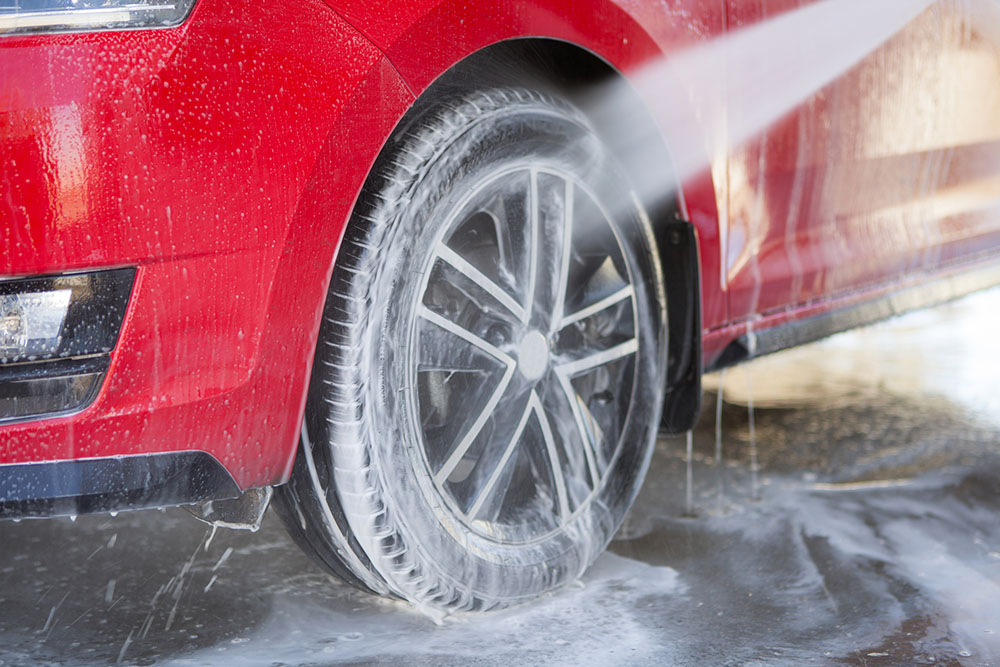 How A Car Car Pro Fights Back Against Autumn Road Grime
